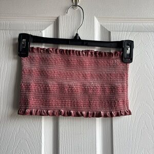 NWT- Urban Outfitters Velvet Tube Top. Size : XS/S color: Mauve